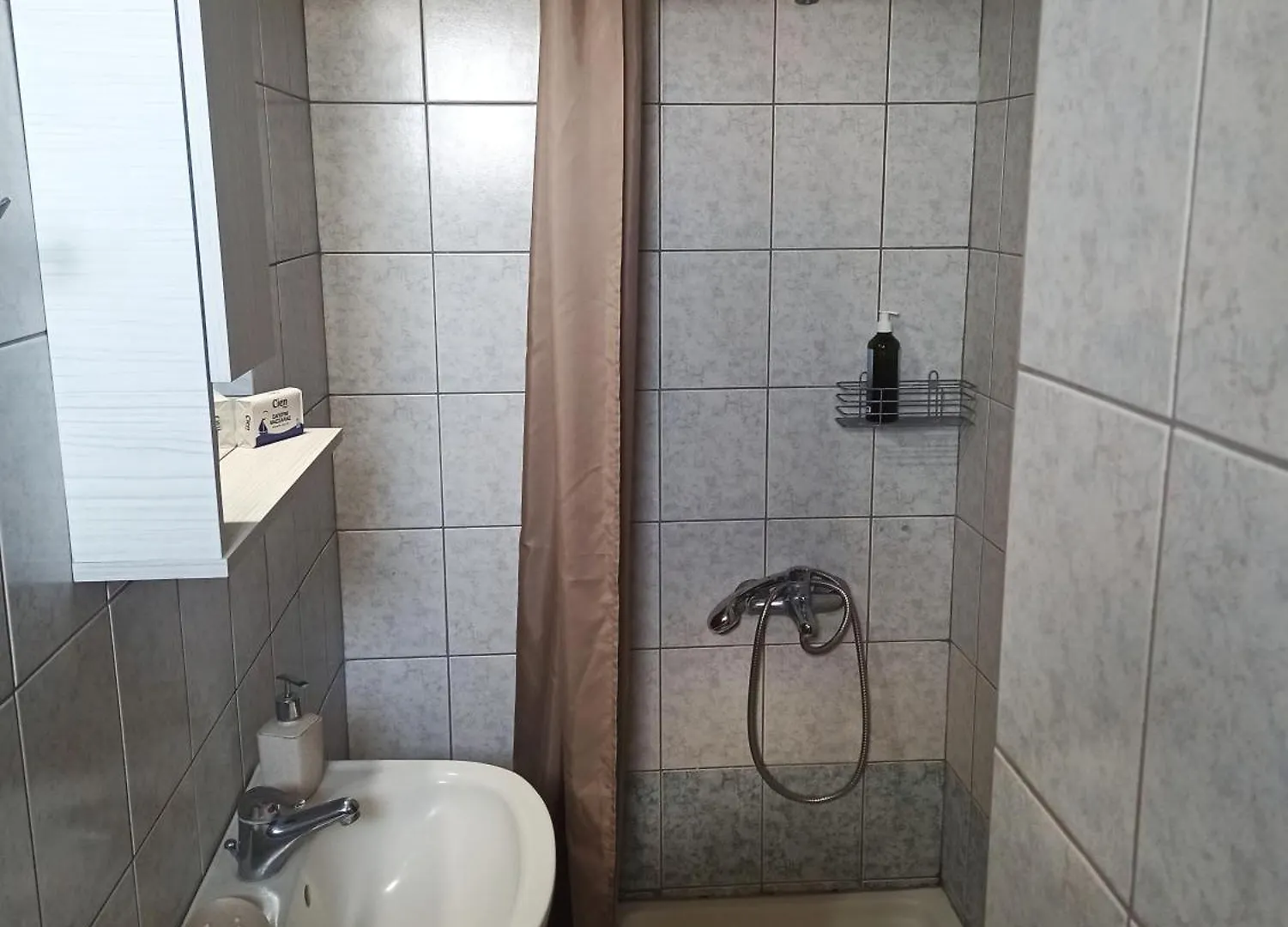 Despoina Meletiadou Nea Roda Apartment